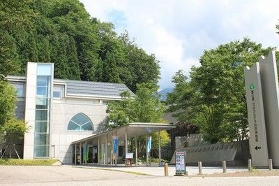 ミニ展示「立山黒部アルペンルート最終運行記念　トロリーバスの歴史」