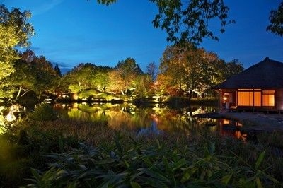 名勝養浩館庭園　秋のライトアップ