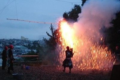 愛宕山手筒花火