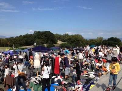 太陽が丘公園 フリーマーケット（10月）