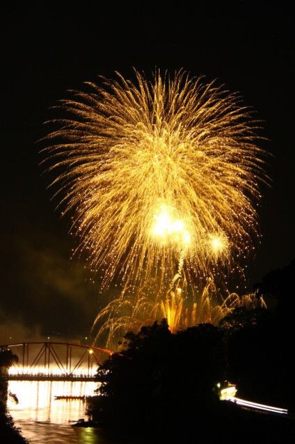 川上峡花火大会