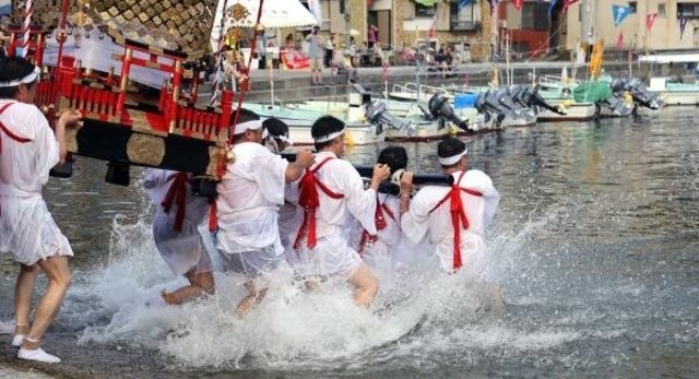 保戸島夏祭り