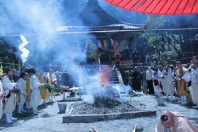 飯福田寺　伊勢山上秋季戸閉め大祭