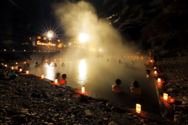 川湯温泉 仙人風呂 湯けむり灯篭