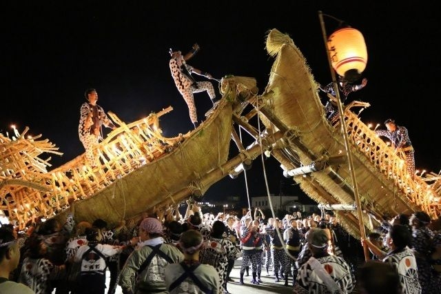 横手の送り盆まつり