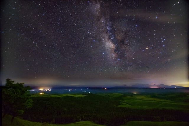 久住高原星空の巡り（8月）