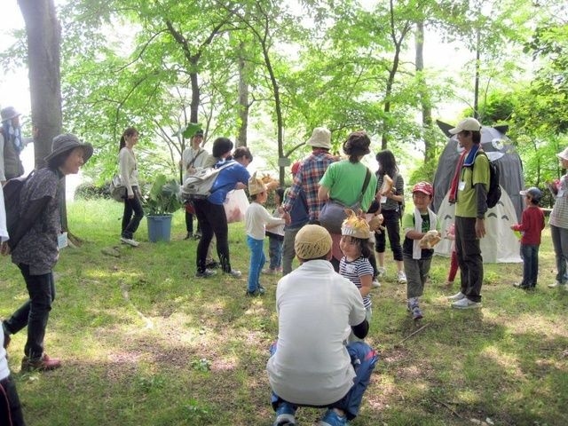 先生と子供のための森の幼稚園