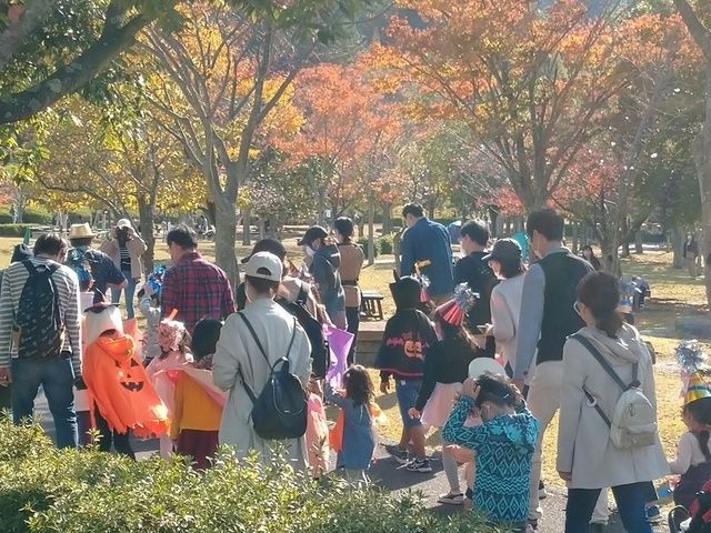 広島市森林公園  森のハロウィンパレード